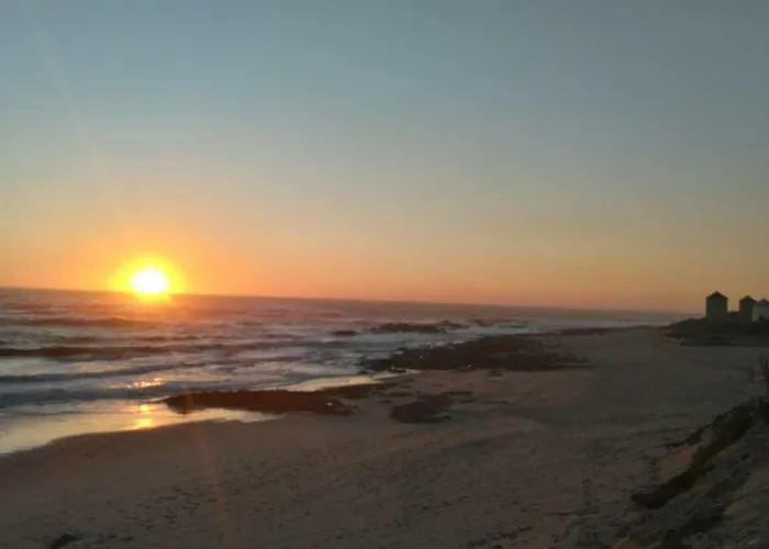 Front Sunset Apúlia